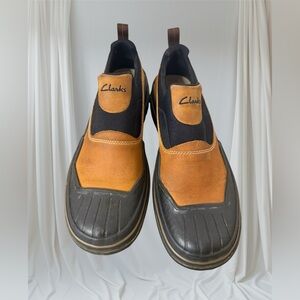 Clarks Muckers Slip On Duck Booties Leather Waterproof Women Size 9